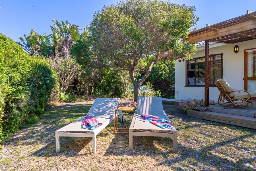 2 Bedroom Property for Sale in Keurboomstrand Western Cape